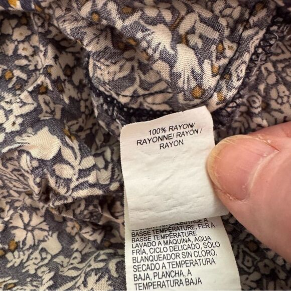 Lucky Brand Floral V Neck Long Sleeve Top Size S Boho Peasant 70s Hippie Casual - Picture 7 of 9